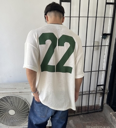 Remera de hilo “22” en internet