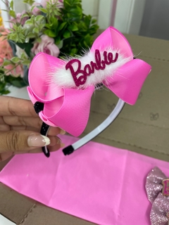 KIT LAÇO + TIARA ADAPTÁVEL DA BARBIE na internet