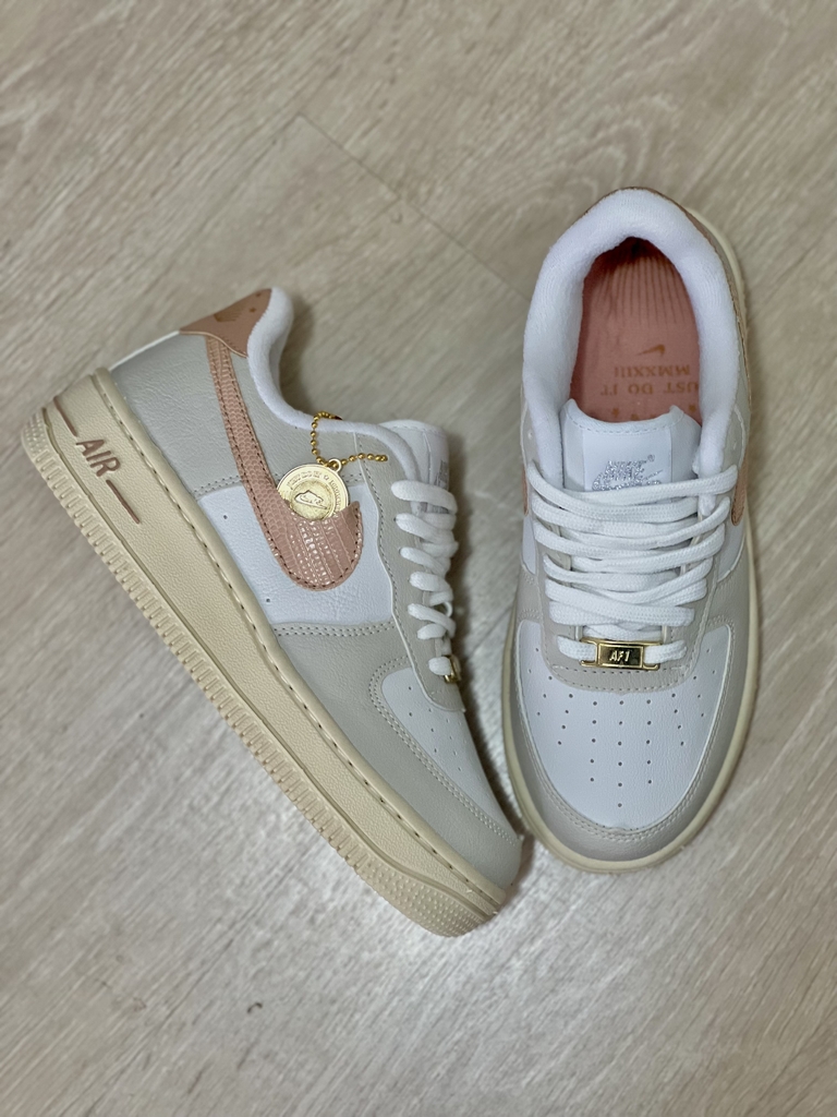 Just do on sale it forces white