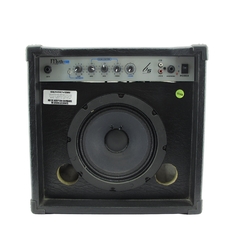Myth 15B (0188) Amplificador para bajo. - comprar en línea
