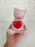 Enfeite Urso Rosa com Coração na internet