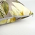 Almohadon Beleza Fondo Gris Flores Verdes - comprar online