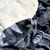 Polar Estampado Con Simil Corderito Camuflado Negro/gris