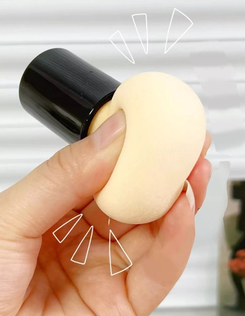 Esponja de maquillaje con mango