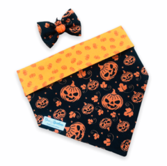 Conjunto bandana Halloween Abóboras Malvadinhas dupla face abóboras e laço