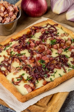 Pizzas Ind. Súper Poderosas con provolone y bacon