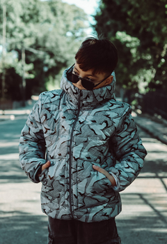 Nueva campera camuflada de varon con piel por dentro en internet