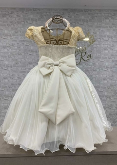 Imagem do VESTIDO OFF WHITE DE FESTA INFANTIL COM APLICAÇÕES DE BORBOLETAS 3D