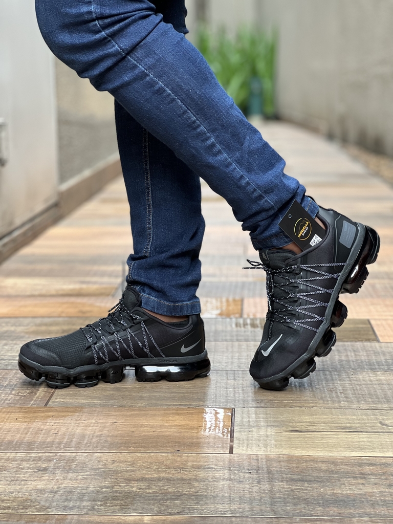 Nike vapormax cheap triple black utility
