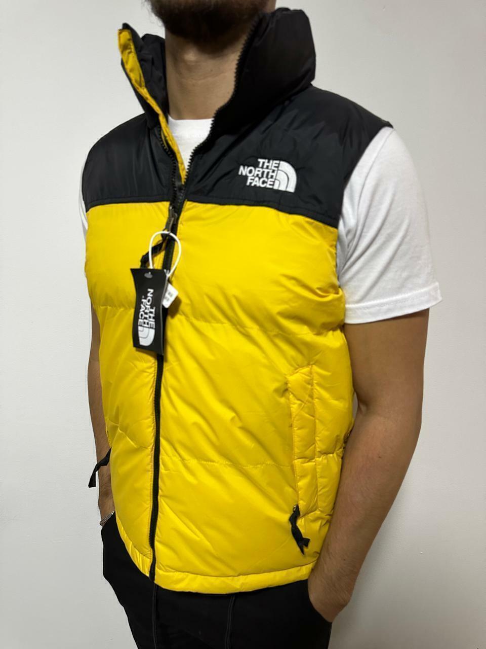 North face amarillo y negro sale