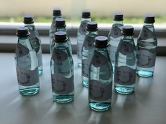 Água 'Acqua Panna' - personalizada - comprar online