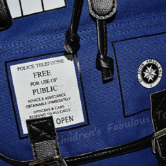 Mochila Doctor Who Police Box Tardis na internet