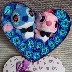 Caixa de Presente Coração Stitch Buquê de Flores