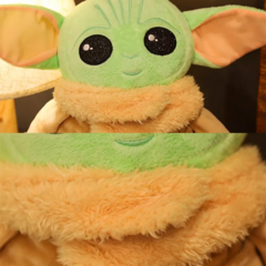 Mochila de pelúcia Baby Yoda Grogu na internet