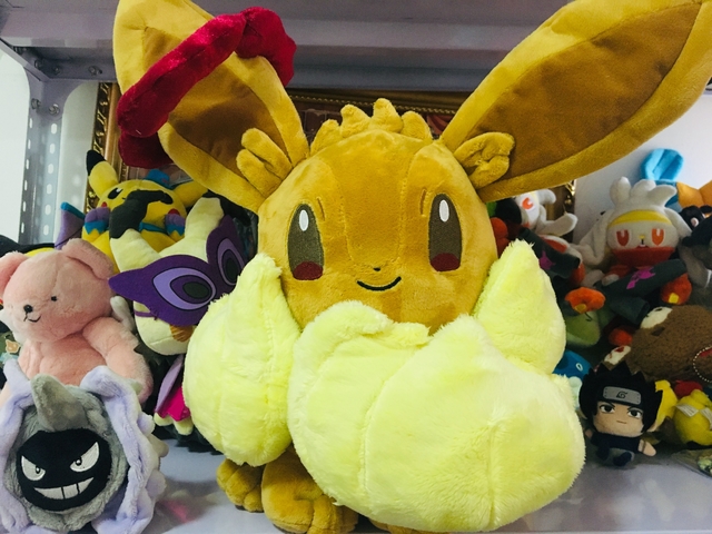 Eevee Gigantamax Pelúcia Original Pokémon Center 35cm