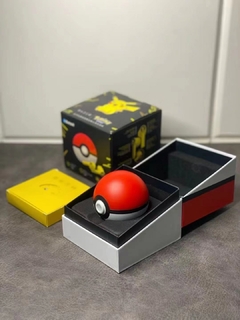 Imagem do Fones de Ouvido Earbuds Pikachu Bluetooth c/ carregador Pokébola