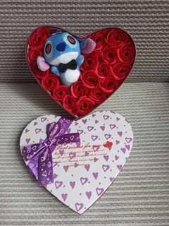 Caixa de Presente Coração Stitch Buquê de Flores