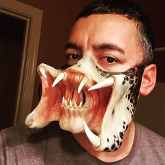 Máscara Filme Predador na internet