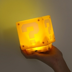 Luminária Question Block Super Mario Bros LED Music USB
