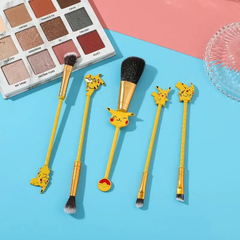 Conj. de Pincéis de Maquiagem Pikachu 6 pçs + Espelho - comprar online