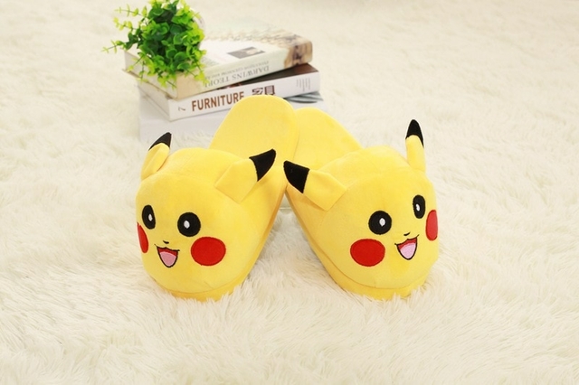 Pantufa Pikachu Pokemon - Tamanho Único