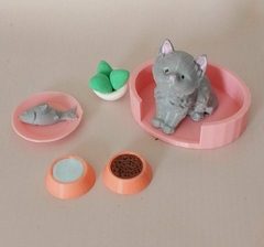 Imagen de set de mascotas perrito y gatito + accesorios miniaturas