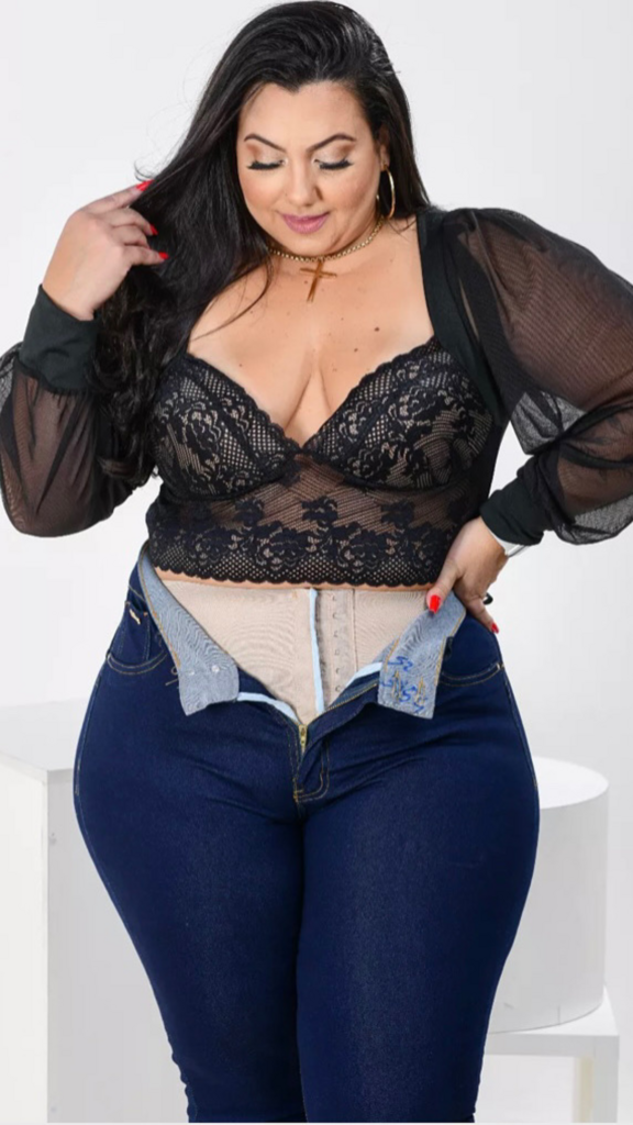 Calça com hotsell cinta modeladora
