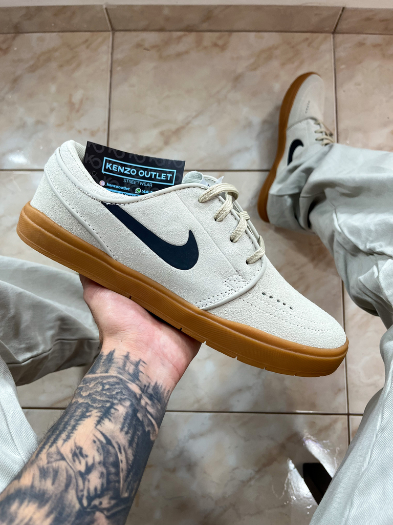 Stefan Janoski Hyperfeel Bege