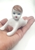 Mini Bebê boneca de Porcelana engatinhando 7,5x3x5 cm na internet