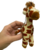 Girafa de pelúcia com chaveiro - 10 cm
