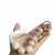 Chaveiro bolas de madeira 30 cm Marfim com bege - 20mm cada bola na internet