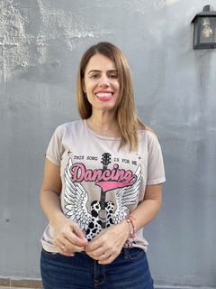 Remera Dancing Guitarra - comprar online