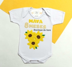 body-de-bebe-branco-tematico-personalizado-primavera-girassol-festa-mesversario