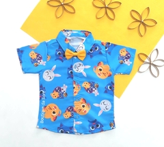 camisa infantil com botoes na frente e gravata mostarda com o tema bolofofos ideal para festa de aniversario de 1 e 2 anos