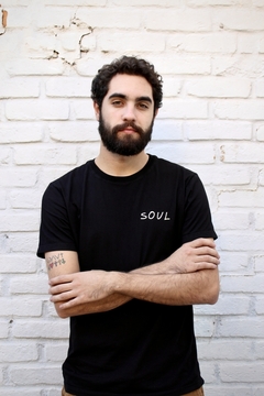 camiseta SOUL preta - loja online