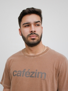 camiseta cafézim marrom - Uai Soul