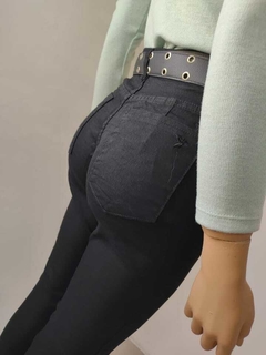 Jeans de Damas Elastizados Tiro Medio en internet