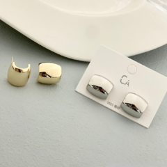 Aretes Livia Con Poste De Plata. Oro Laminado 18k