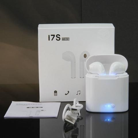 IntCo Auriculares Bluetooth i7S Base Recargable Blanco sin carga