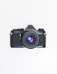 Câmera Pentax MV 1 com lente fixa 50mm F2