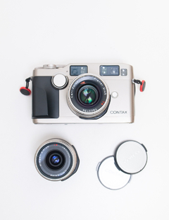 Câmera Contax G2 com lente Zeiss 28mm f2.8 e 45mm f2 - comprar online