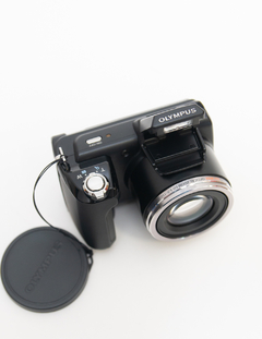 Câmera Digital Olympus SP-610 14 Mpx Zoom 22x - comprar online