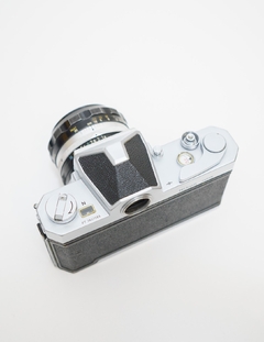 Câmera Nikomat FT N com lente 50mm 1.4 - FFV