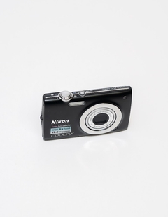 Câmera Digital Nikon Coolpix S2500 12MPX - comprar online