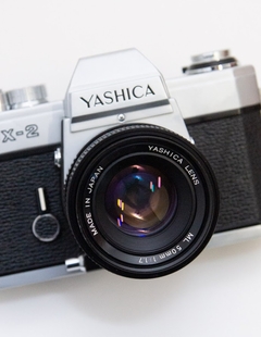 Câmera Yashica FX-2 com lentes 50mm 1.7 e 28mm 2.8 - comprar online