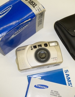 Câmera Samsung Fino 105 XL com dupla exposição