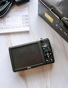 Câmera Digital Nikon Coolpix L22 12MPX - FFV