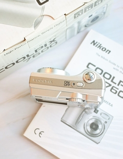 Câmera Digital Nikon Coolpix 7600 7.1 MPX + cartão 2gb - comprar online