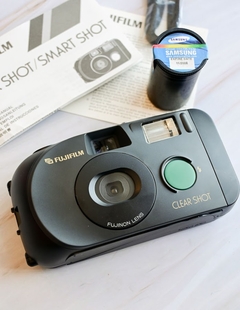 Câmera Fujifilm Clear Shot + 1 Samsung 200 e pilha - Combo Iniciante