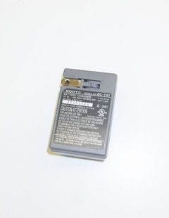 Carregador de Bateria Sony BC-TR1 - comprar online